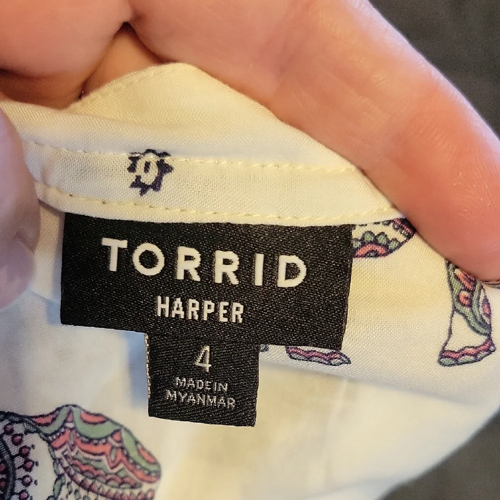 torrid White Blouse with Purple Elephant Print - Picture 2 of 4